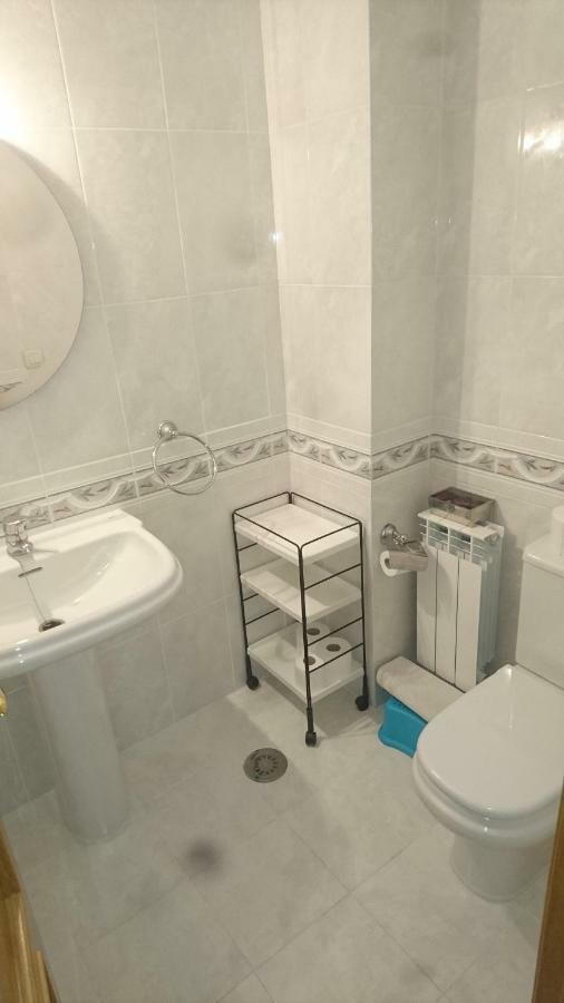 Apartamento Rapitan Apartment Jaca Exterior photo