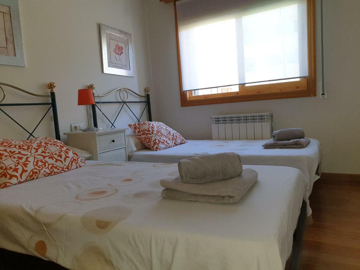 Apartamento Rapitan Apartment Jaca Exterior photo